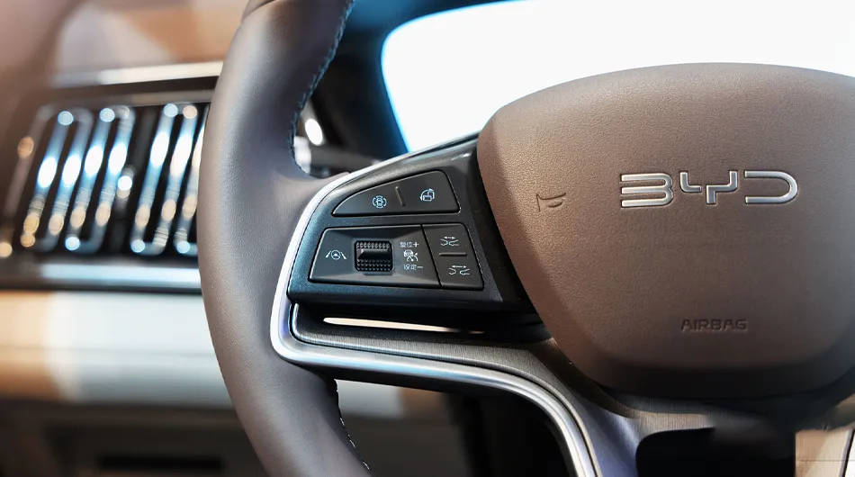 بی وای دی سانگ پلاس